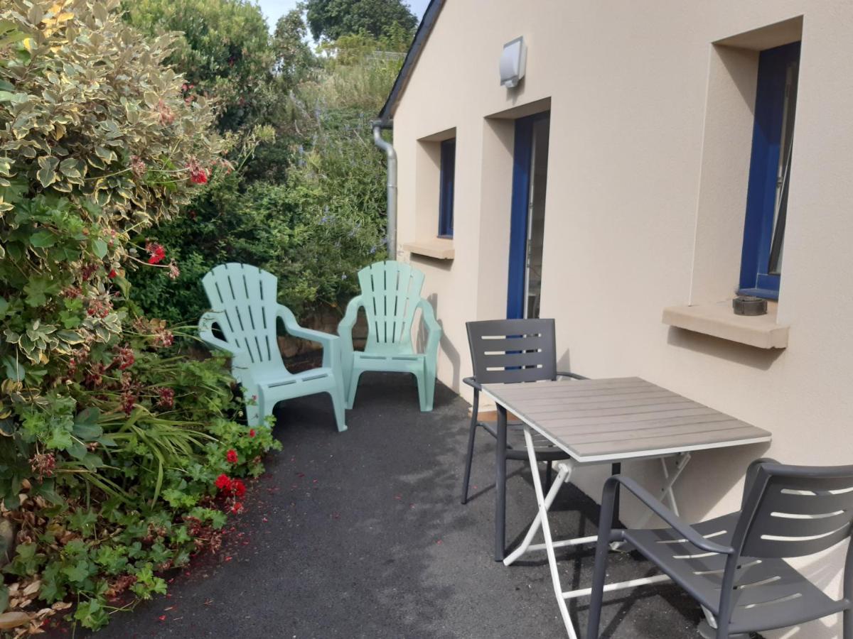 Studio Meuble Bord De Mer Ploubazlanec Exterior foto